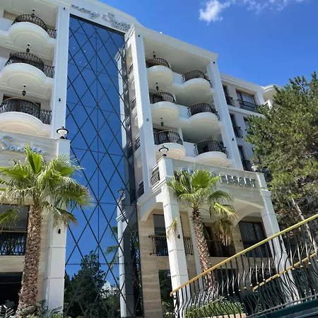 Harmony 14 Sunnybeach Apartment *